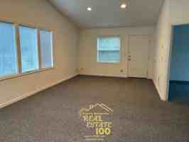 featured image of 838 Se Oar Ave