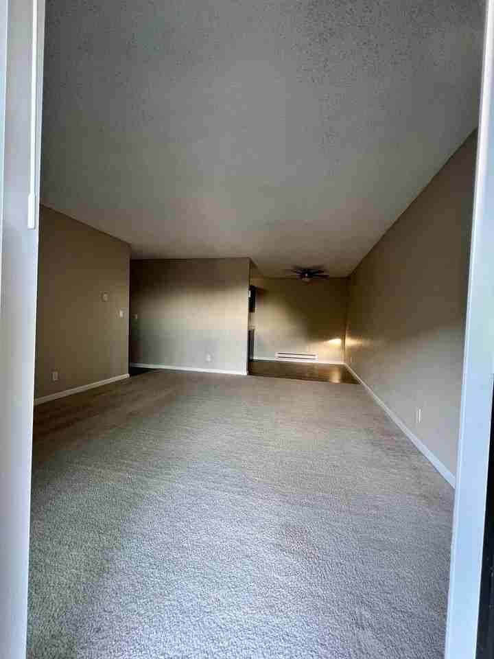 900 E Hillsdale Blvd - Photo 5 of 50