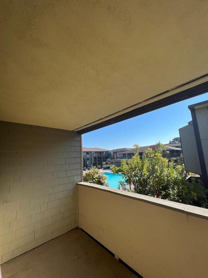 900 E Hillsdale Blvd - Photo 6 of 50