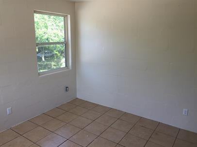 543 Division St #1 - Photo 6 of 21