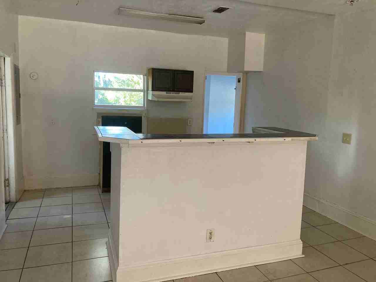 334 W Euclid Ave #10 - Photo 4 of 8