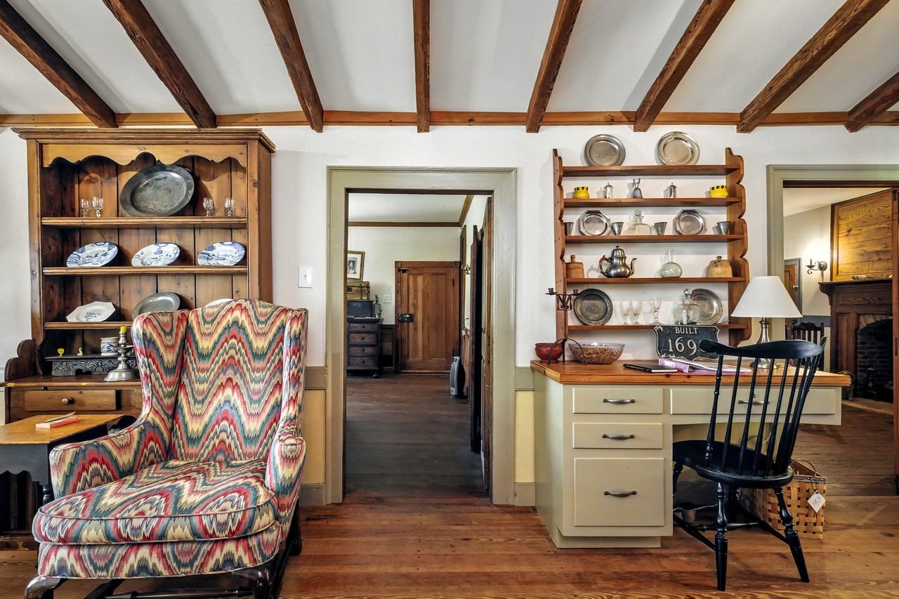 11826 Colonial Trl W #1 - Photo 7 of 42