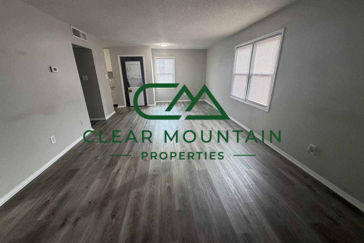 The Bradford Apartments - Photo 4 of 32