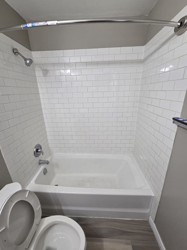 93 Westwood Dr #108 - Photo 5 of 11