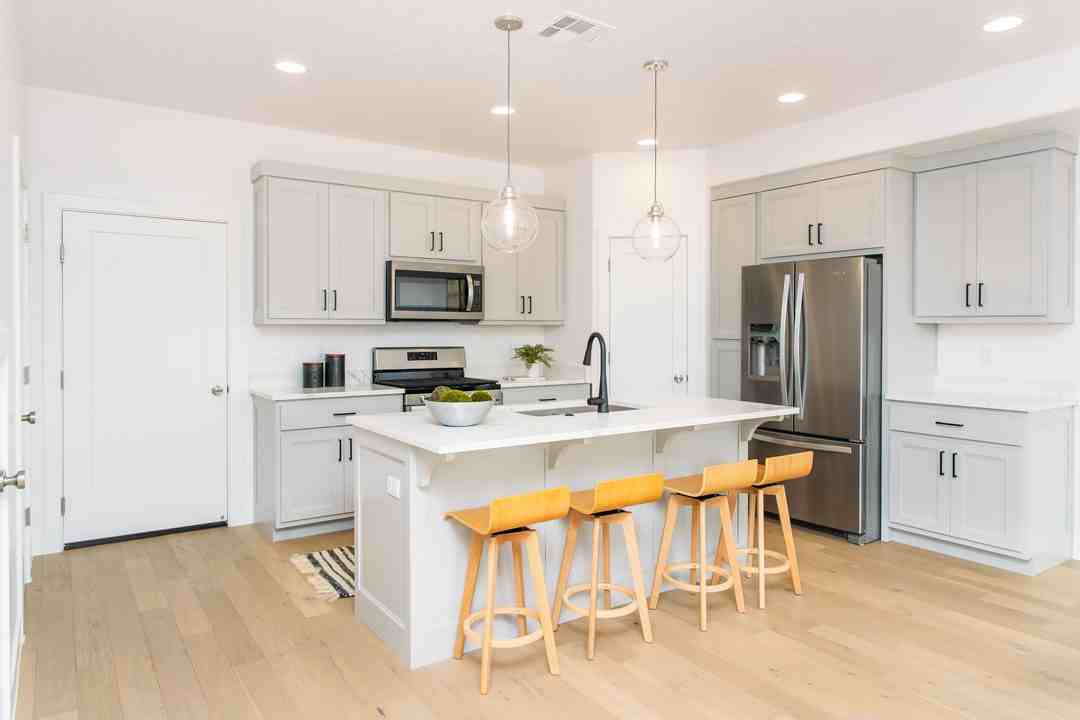 2608 E Wake Forest Ln #1 - Photo 7 of 25