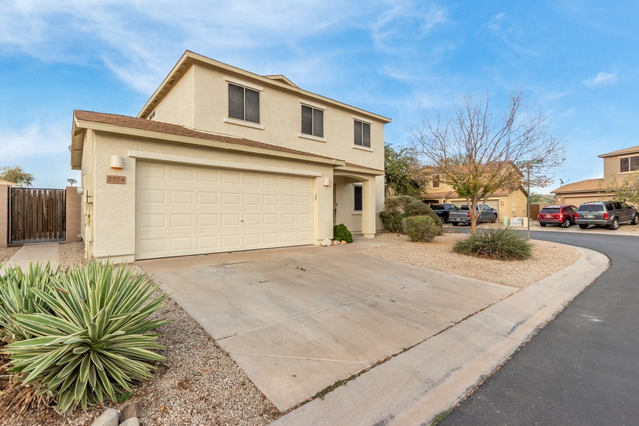 2574 E Meadow Mist Ln #1 - Photo 3 of 45