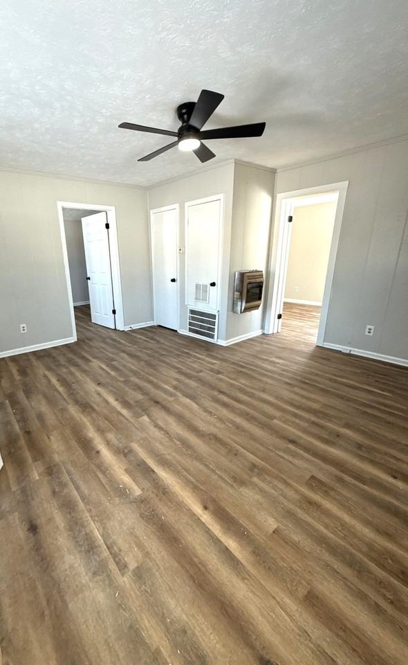 418 S Washington Ave #1 - Photo 3 of 10