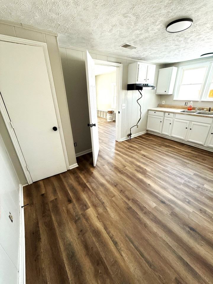 418 S Washington Ave #1 - Photo 6 of 10