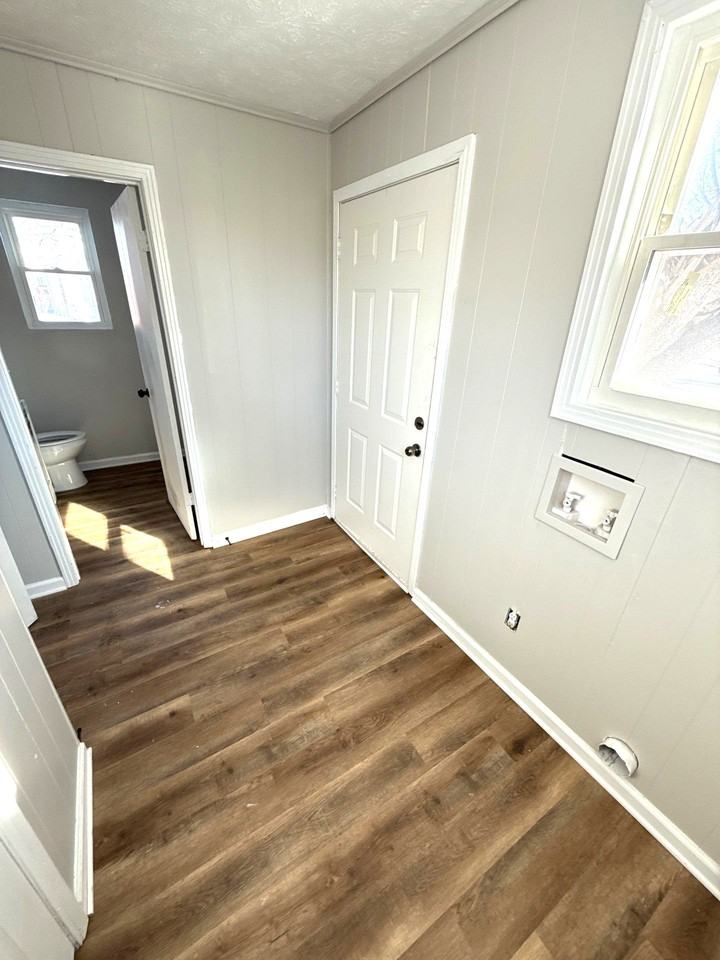 418 S Washington Ave #1 - Photo 7 of 10