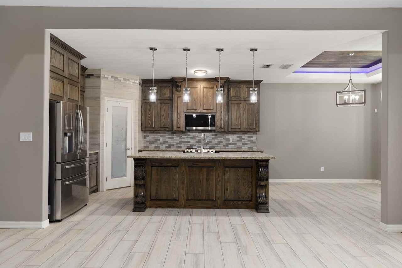 2408 Ebony Ave #1 - Photo 5 of 14