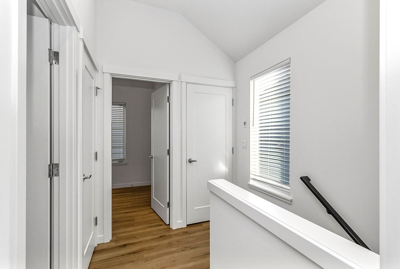 1040B S Donovan St #1 - Photo 6 of 38