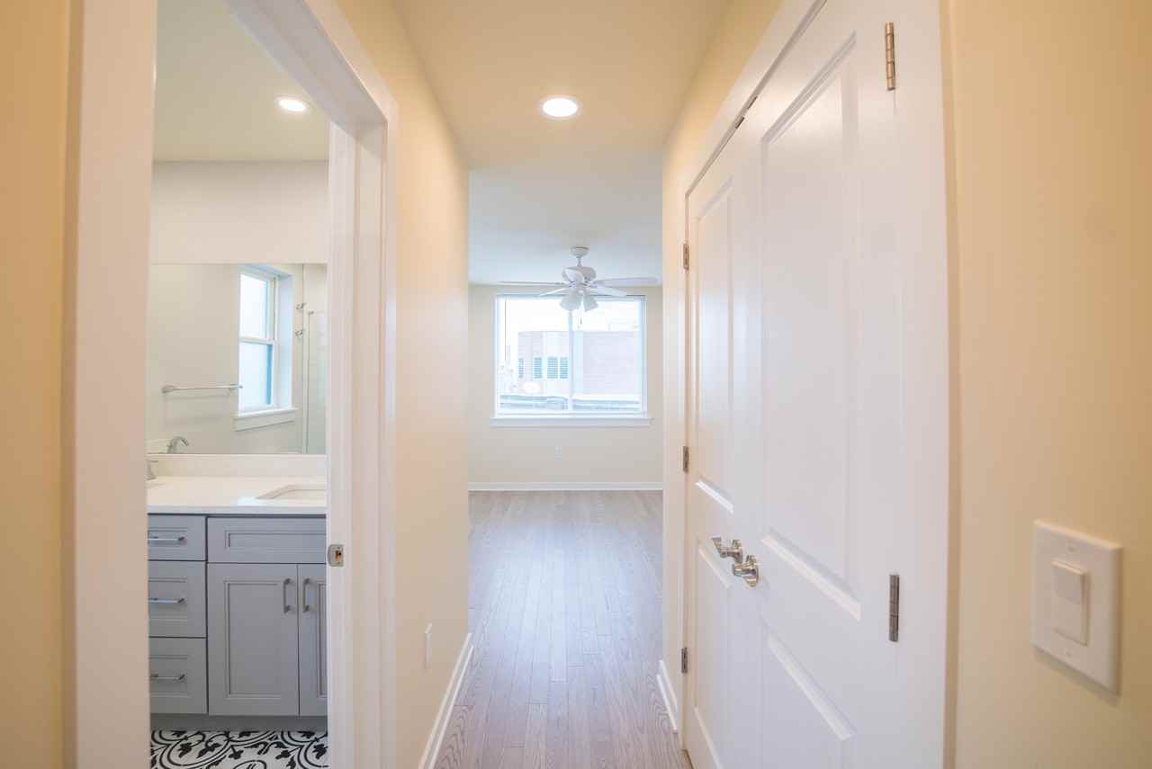 2063 Dickinson St #2 - Photo 7 of 23