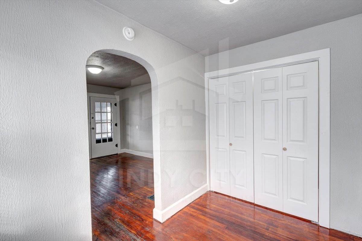 3209 W 10th St #1 - Photo 7 of 18