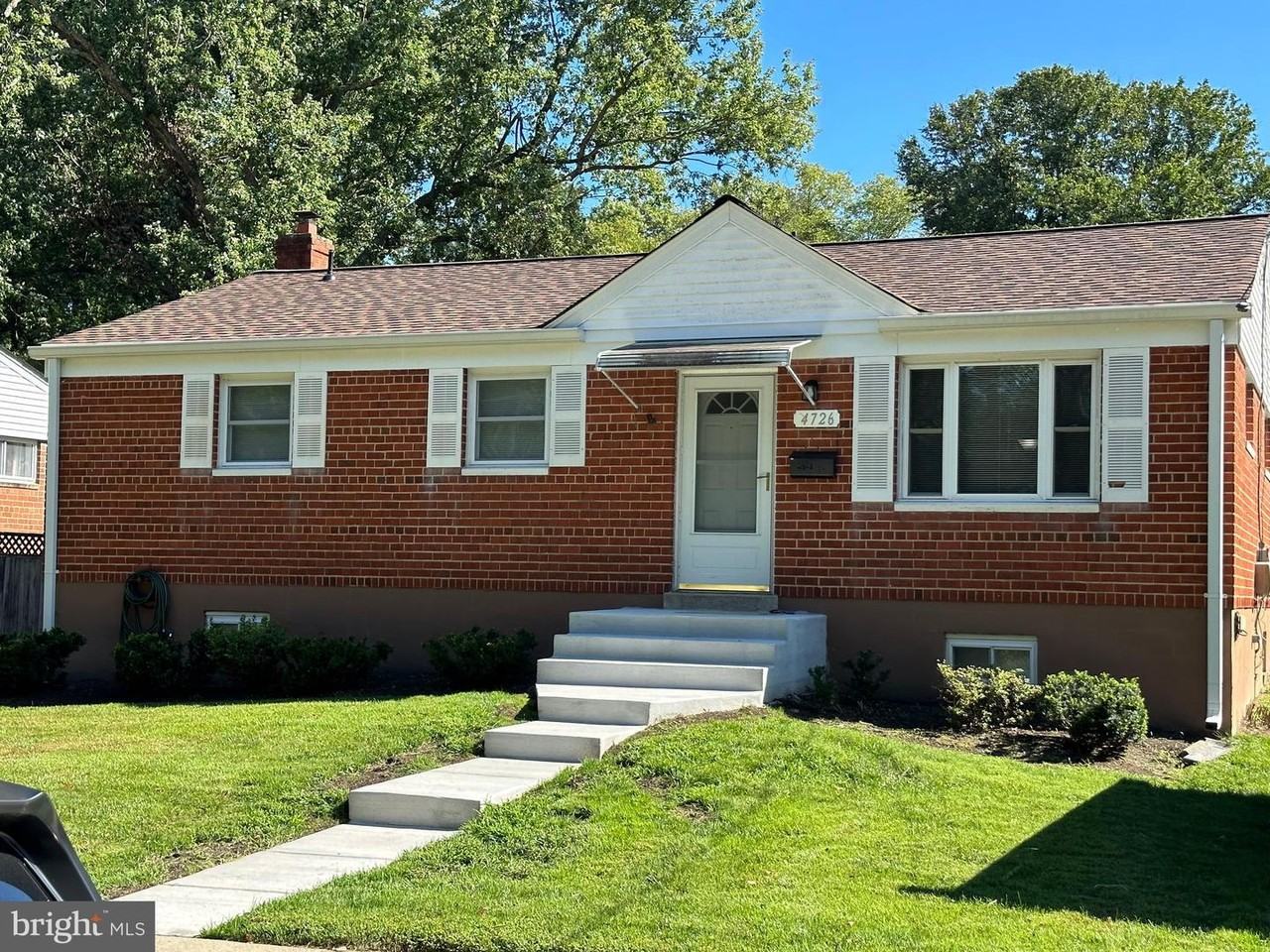 4726 Boiling Brook Pkwy #1 - Photo 2 of 50