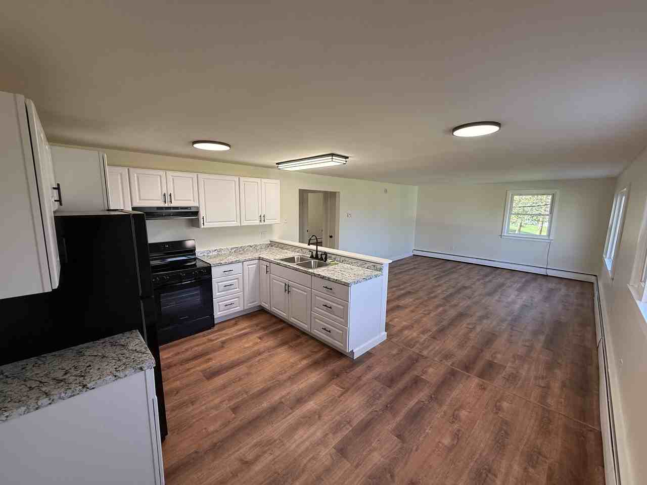 158 Indian Creek Rd #4 - Photo 2 of 7