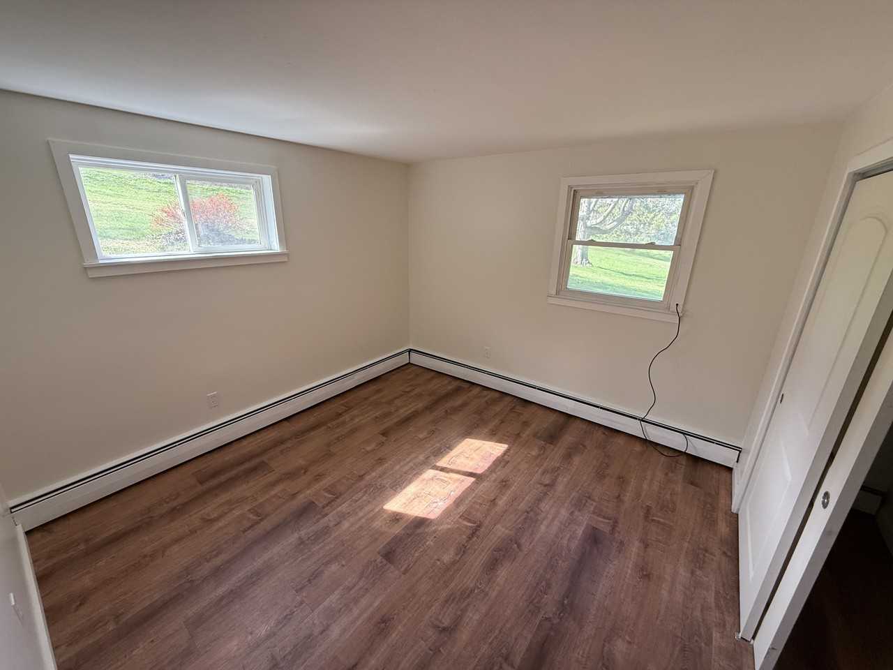 158 Indian Creek Rd #4 - Photo 6 of 7