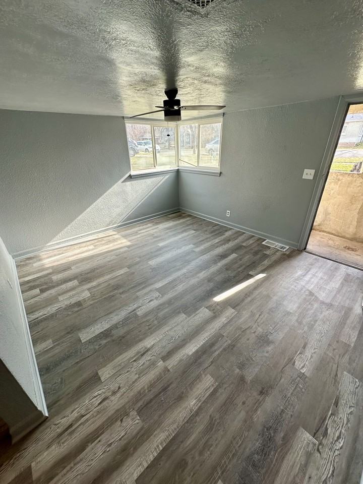 311 E 300 N #311 - Photo 3 of 13