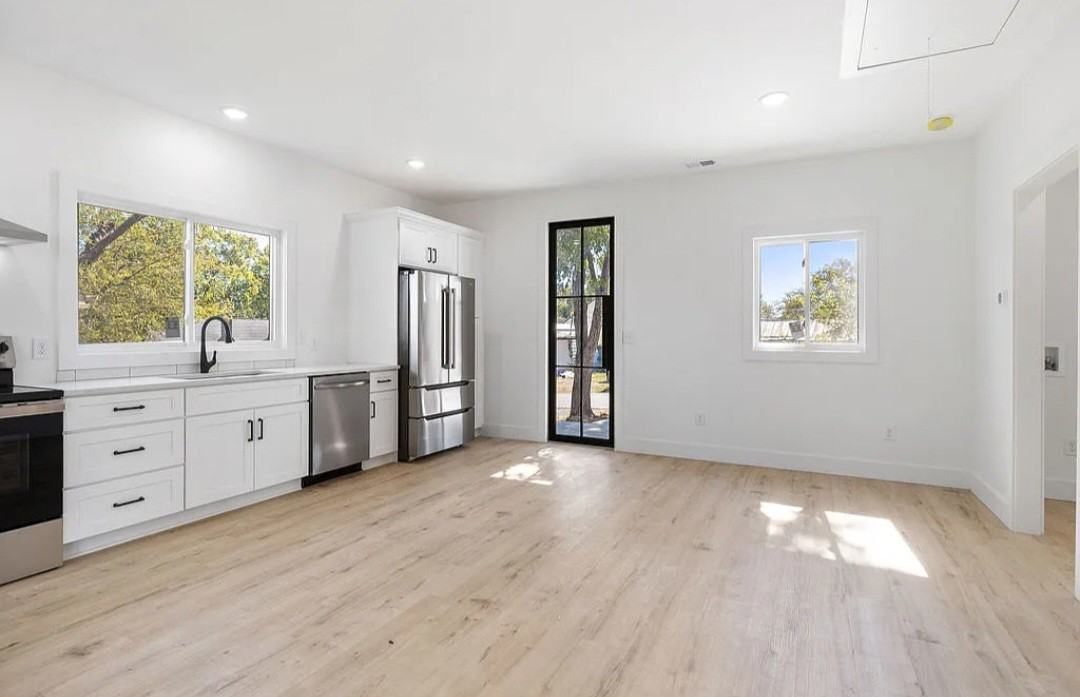 1905B Highland Ave #1 - Photo 3 of 8