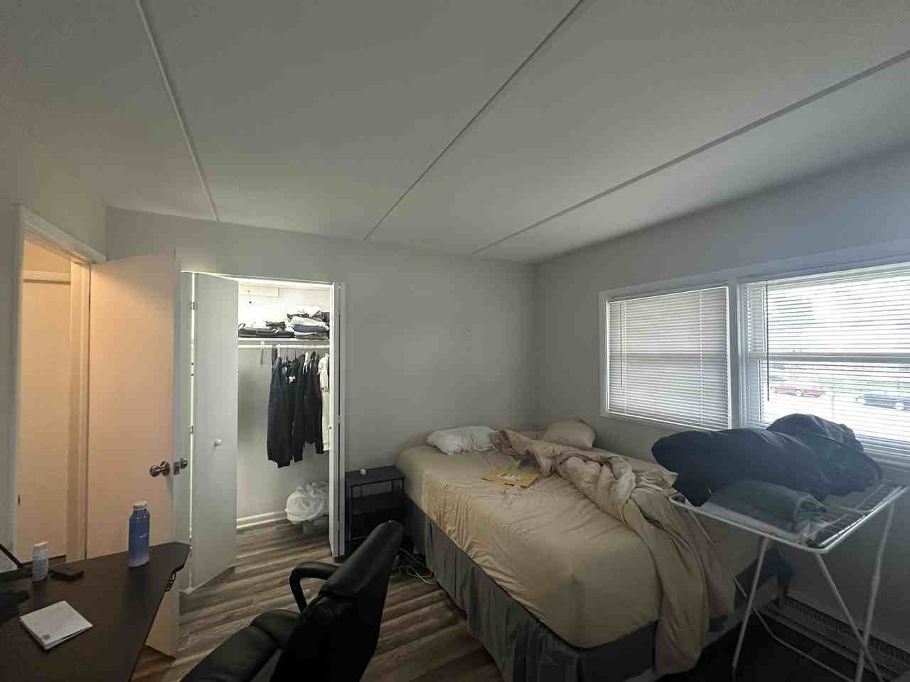 221 E Plainfield Rd - Photo 6 of 8