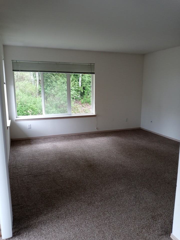 3966 Byron Ave #1-102 - Photo 4 of 11