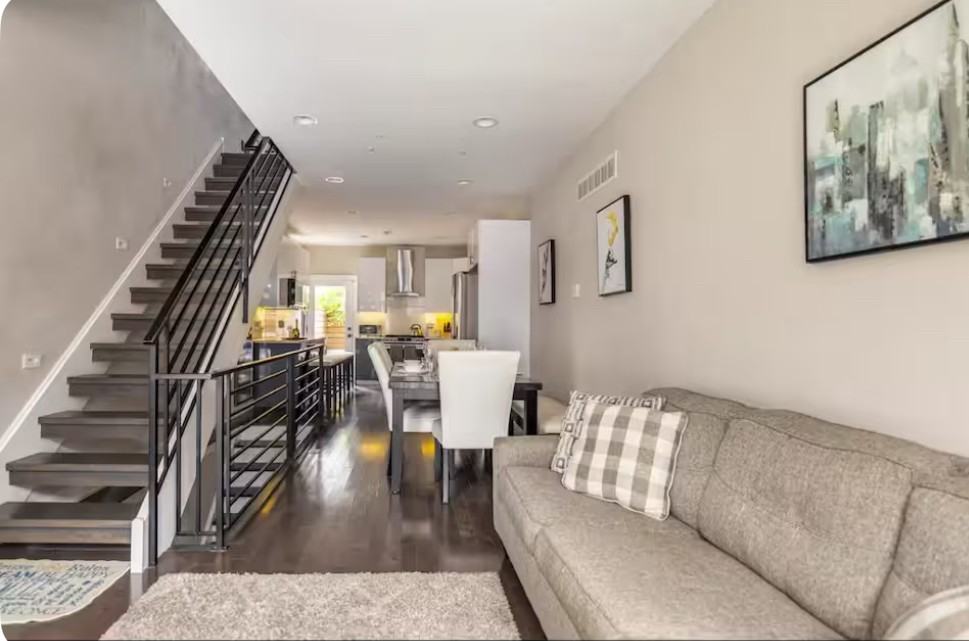 1514 S Bouvier St #1 - Photo 7 of 10