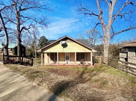 featured image of 4028 40th Ave N #1