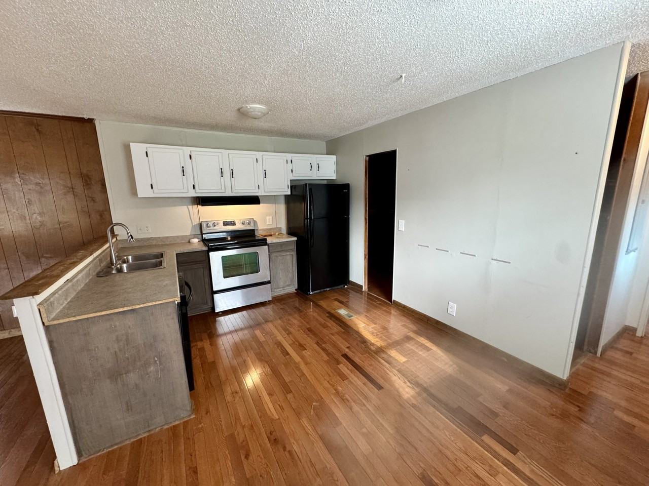 15998 Witty Mill Rd #B - Photo 7 of 9