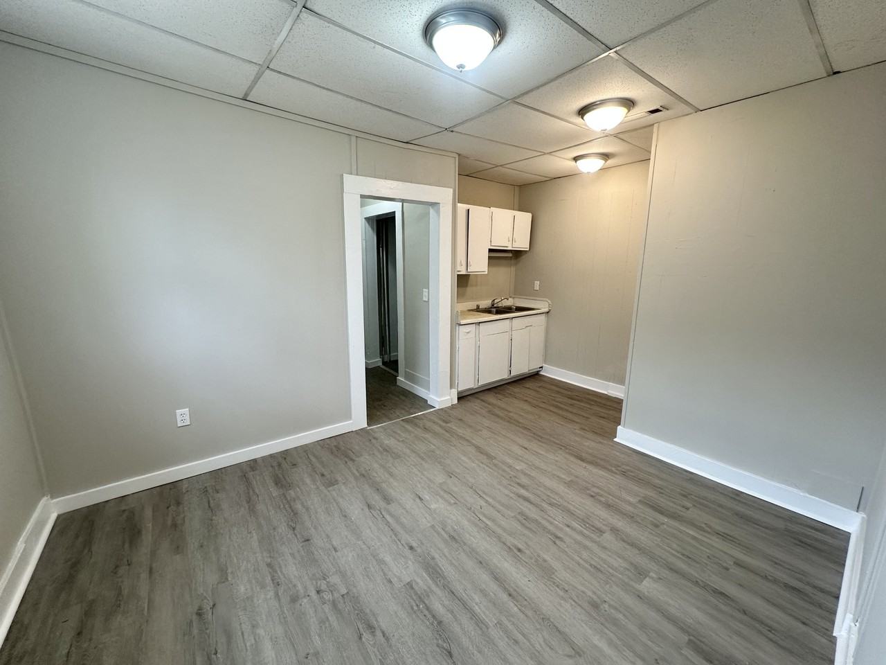 1728 Princeton Ave Sw #1 - Photo 3 of 7