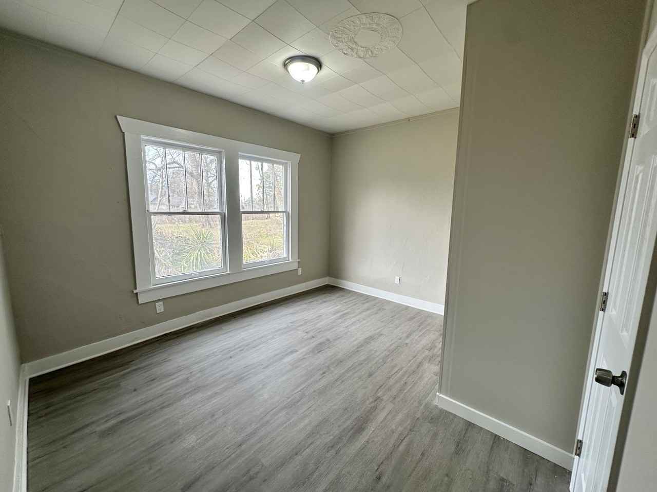 1728 Princeton Ave Sw #1 - Photo 5 of 7