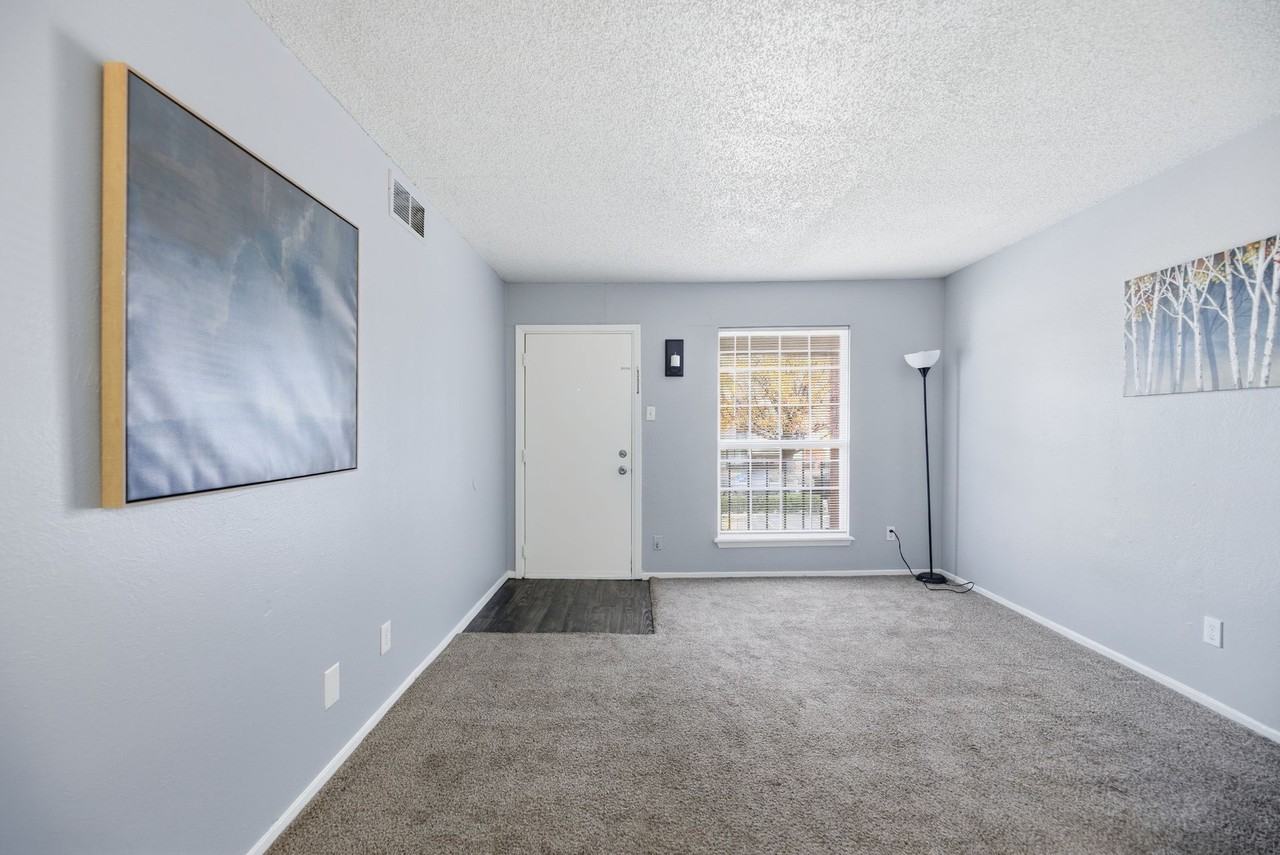 Heatherstone Apartments - Photo 7 of 50