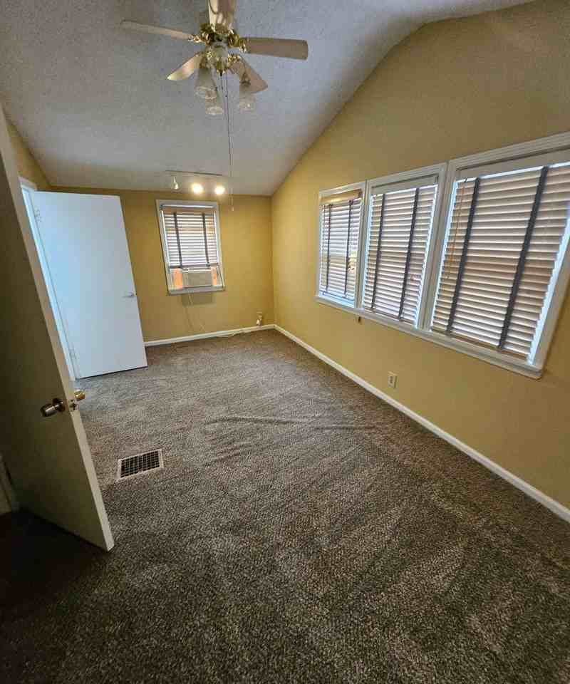 7314 Euclid Ave - Photo 5 of 5