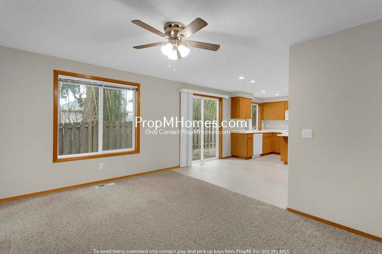 9445 Sw Iowa Dr - Photo 6 of 27