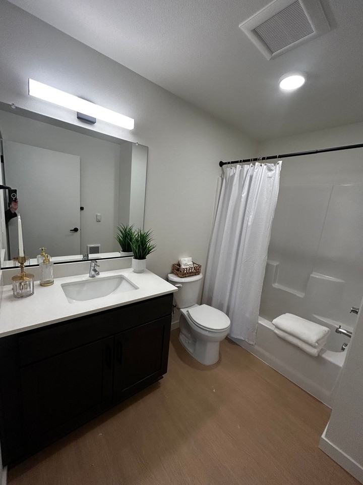 River Run Apartments - Photo 7 of 12