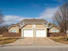 featured image of 1043 Arrowhead Rdg