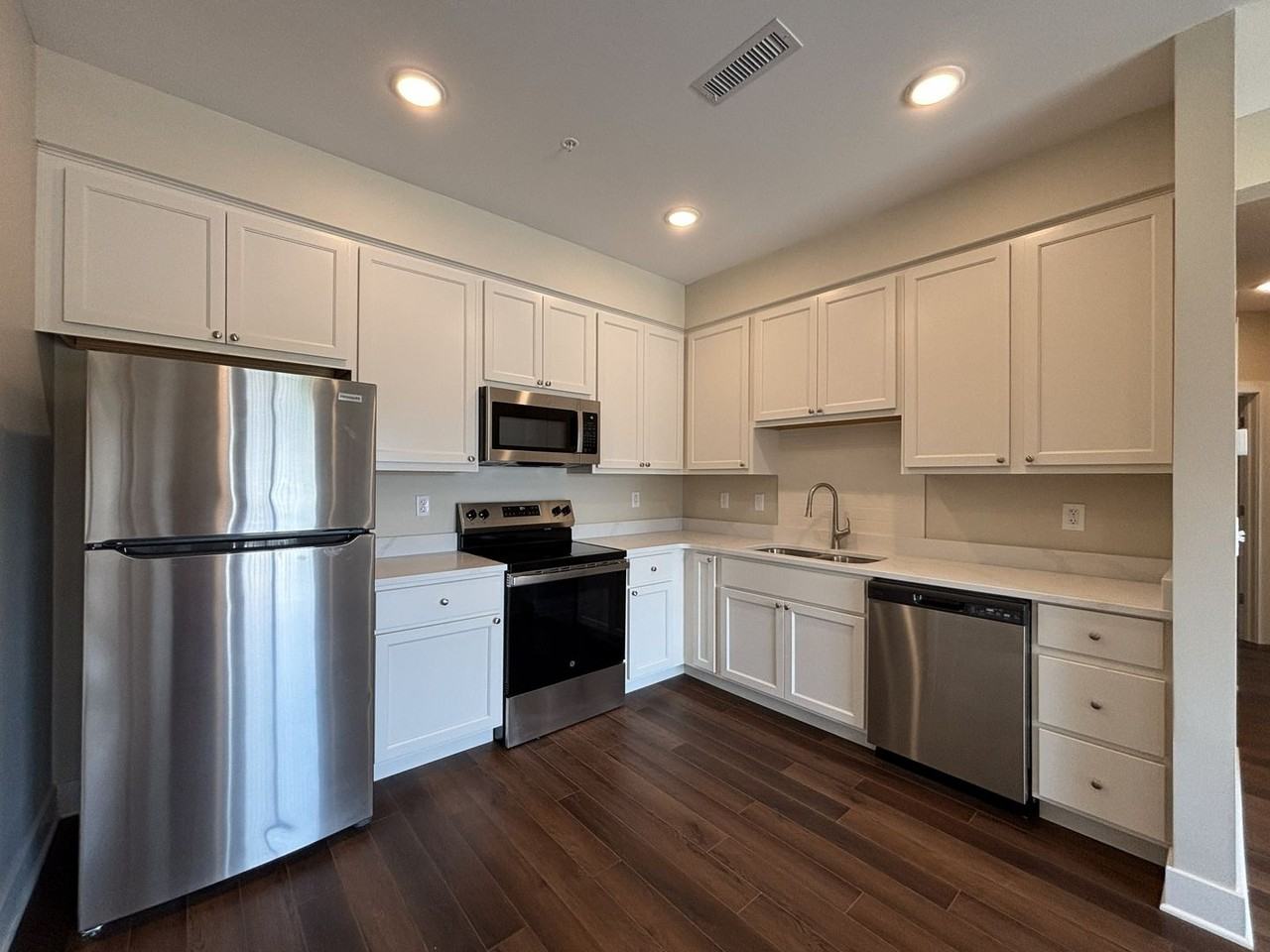 Lofts at Cherry Hill East Apartments - Photo 3 of 9