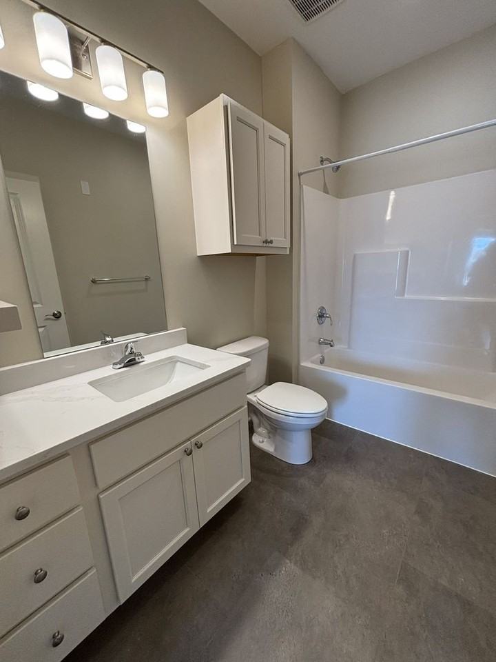 Lofts at Cherry Hill East Apartments - Photo 7 of 9