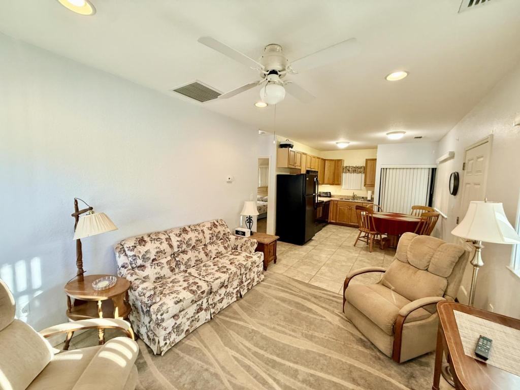 1528 1/2 41st Ave N - Photo 6 of 17