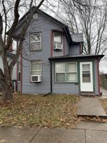 906 E 9th St - Photo 1 of 1