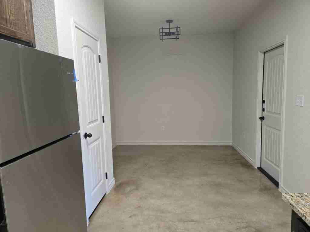 209 Stillhouse Rd - Photo 3 of 11