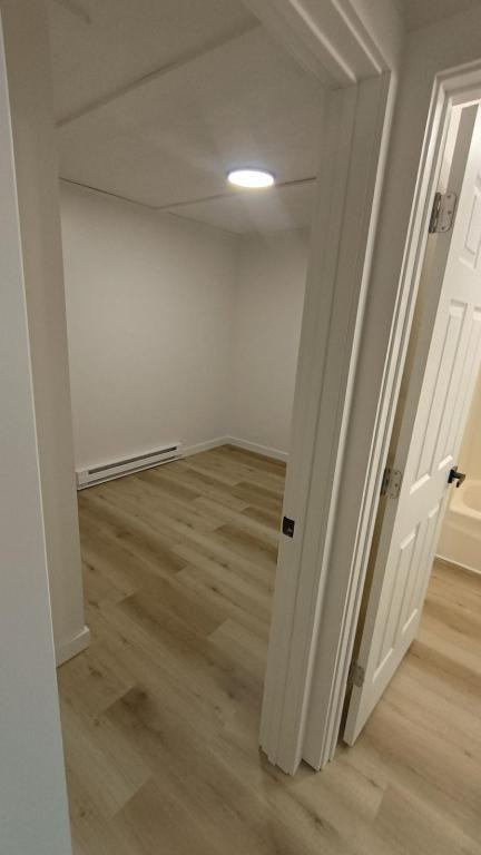 418 W Webster St Apt 4 - Photo 2 of 5