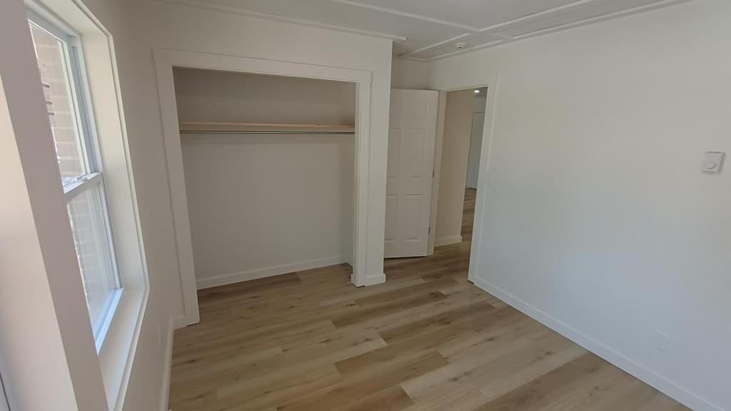 418 W Webster St Apt 4 - Photo 5 of 5