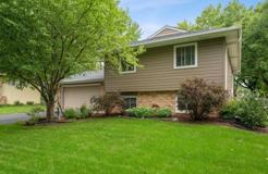 10414 Valley Forge Ln N - Photo 1 of 1