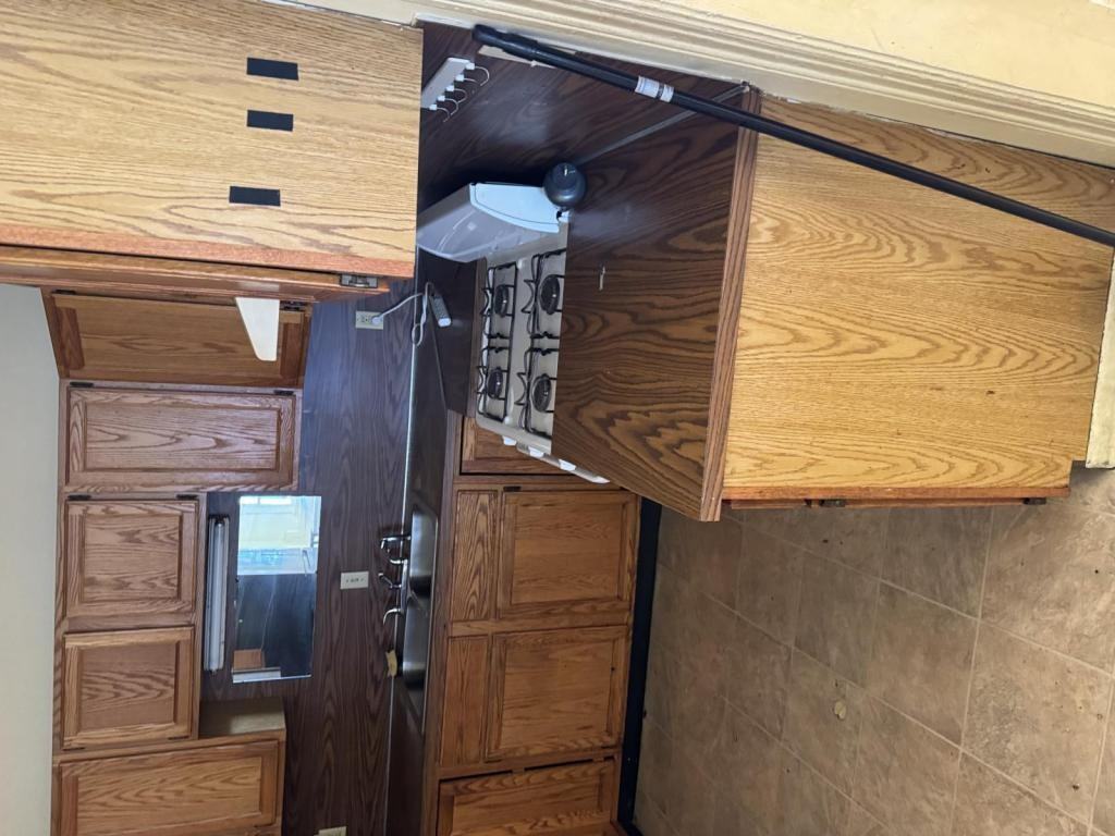 2129 Green St #2ndFL - Photo 5 of 14