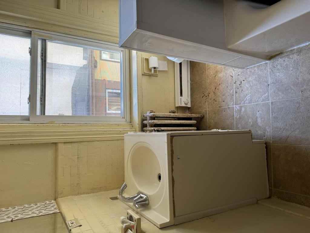 2129 Green St #2ndFL - Photo 7 of 14