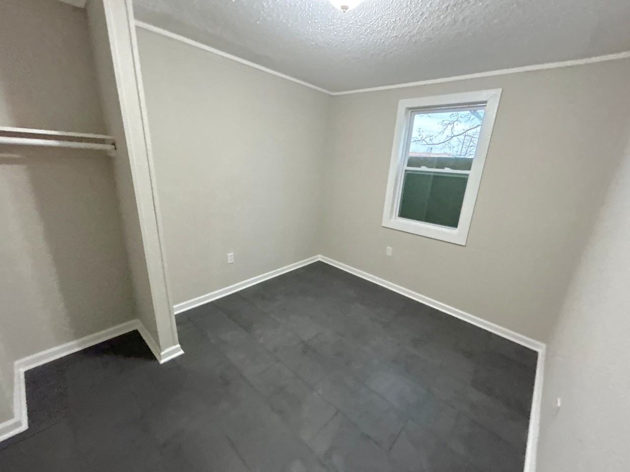 2971 Forest Ave - Photo 5 of 11