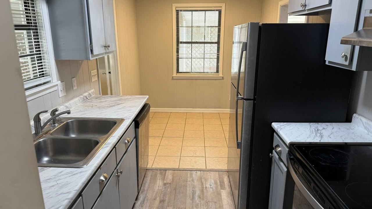 627 Mcdowell Rd - Photo 7 of 19