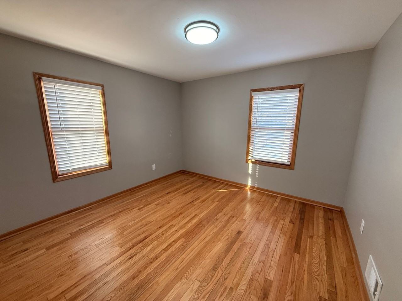 3390 X St - Photo 5 of 7