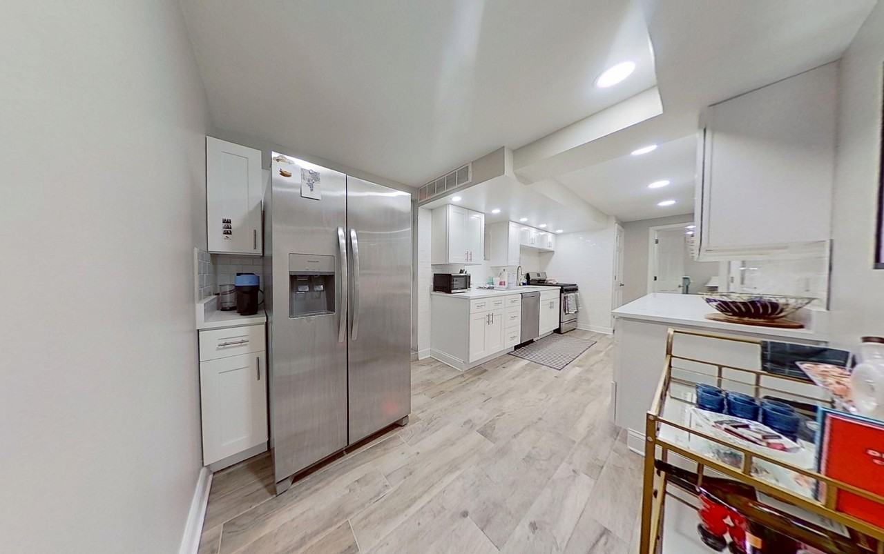 737-39 W. Briar Pl. - Photo 5 of 20