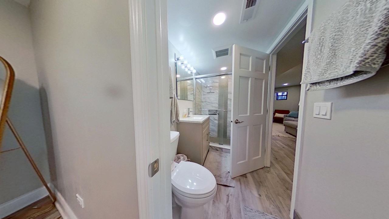 737-39 W. Briar Pl. - Photo 7 of 20