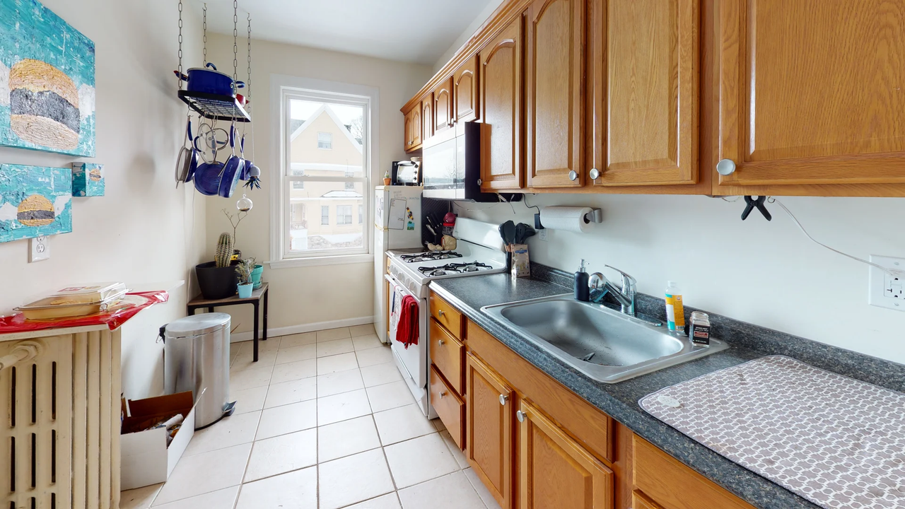 22 Chiswick Rd #1